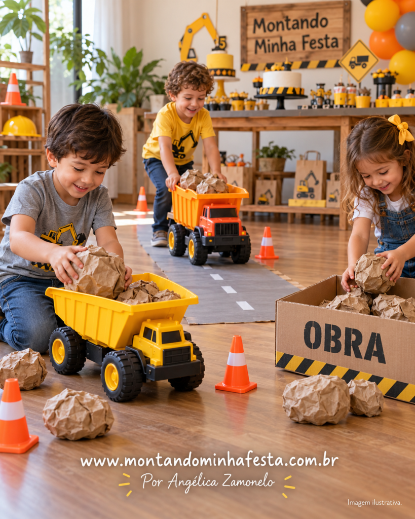 Crianças carregando e transportando bolas de papel em caminhões de brinquedo durante uma festa com tema pequenos construtores.